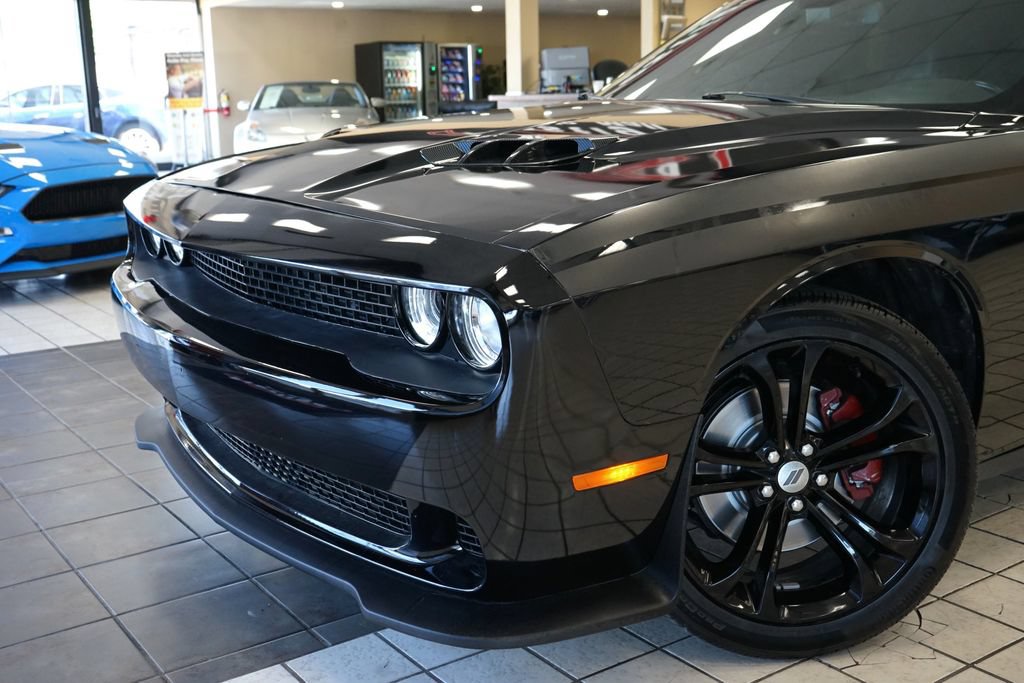 Used 2020 Dodge Challenger GT w/ Plus Package RWD image 21