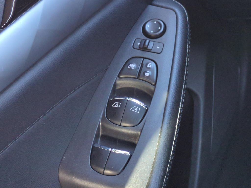 Used 2023 Nissan Maxima SV w/ Floor Mat Group image 17