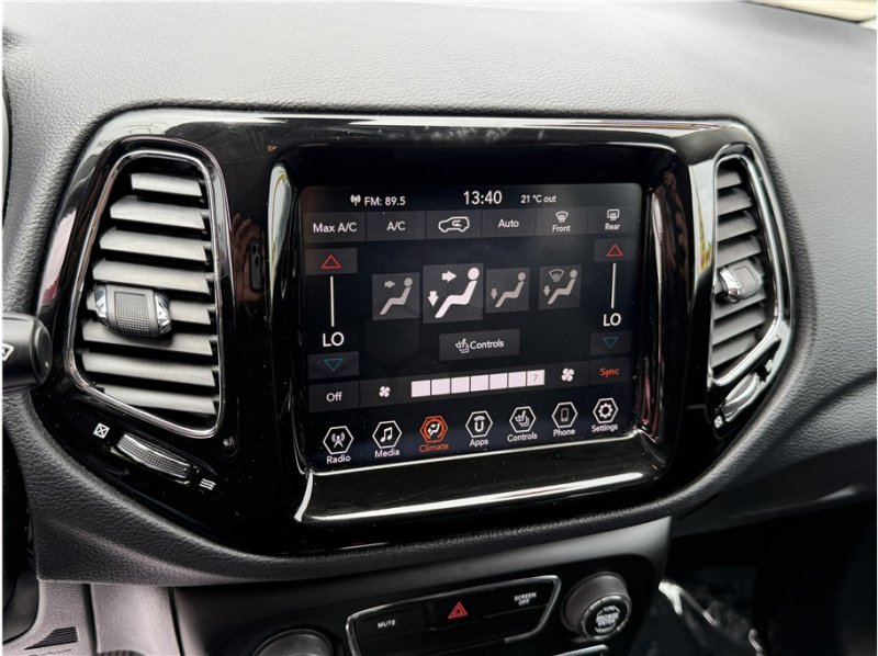Used 2020 Jeep Compass Limited FWD image 48