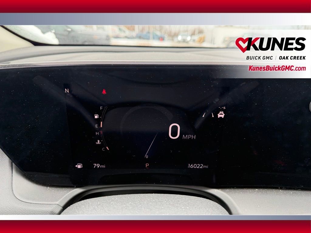 Used 2024 Buick Encore GX Avenir w/ Avenir Convenience Package image 19