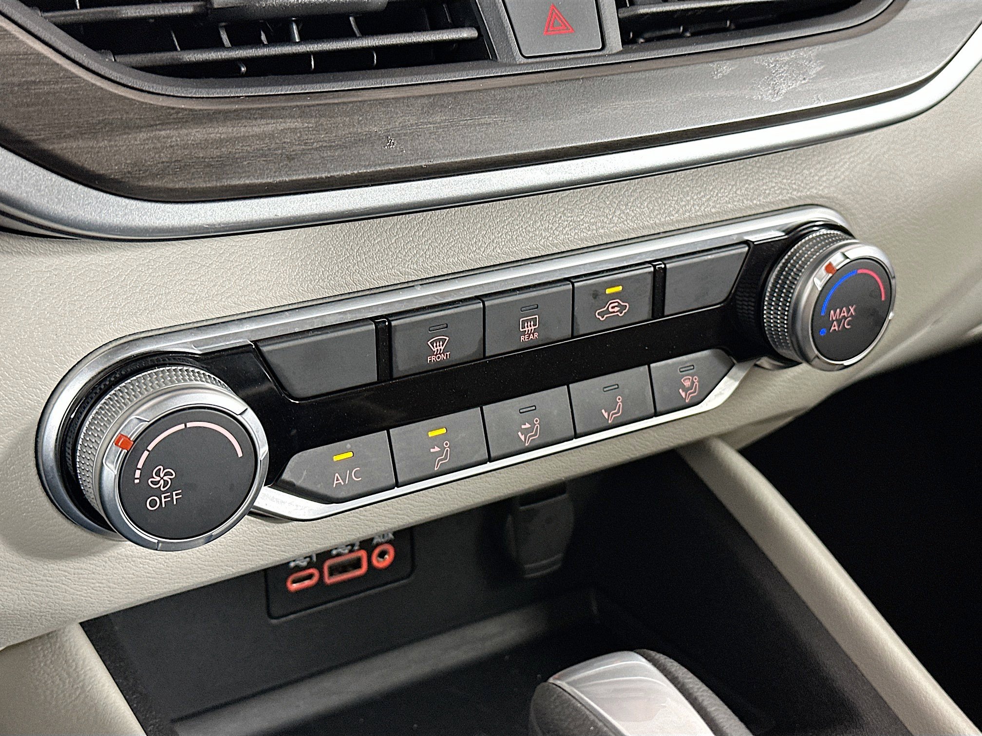 Used 2025 Nissan Altima 2.5 SV image 23