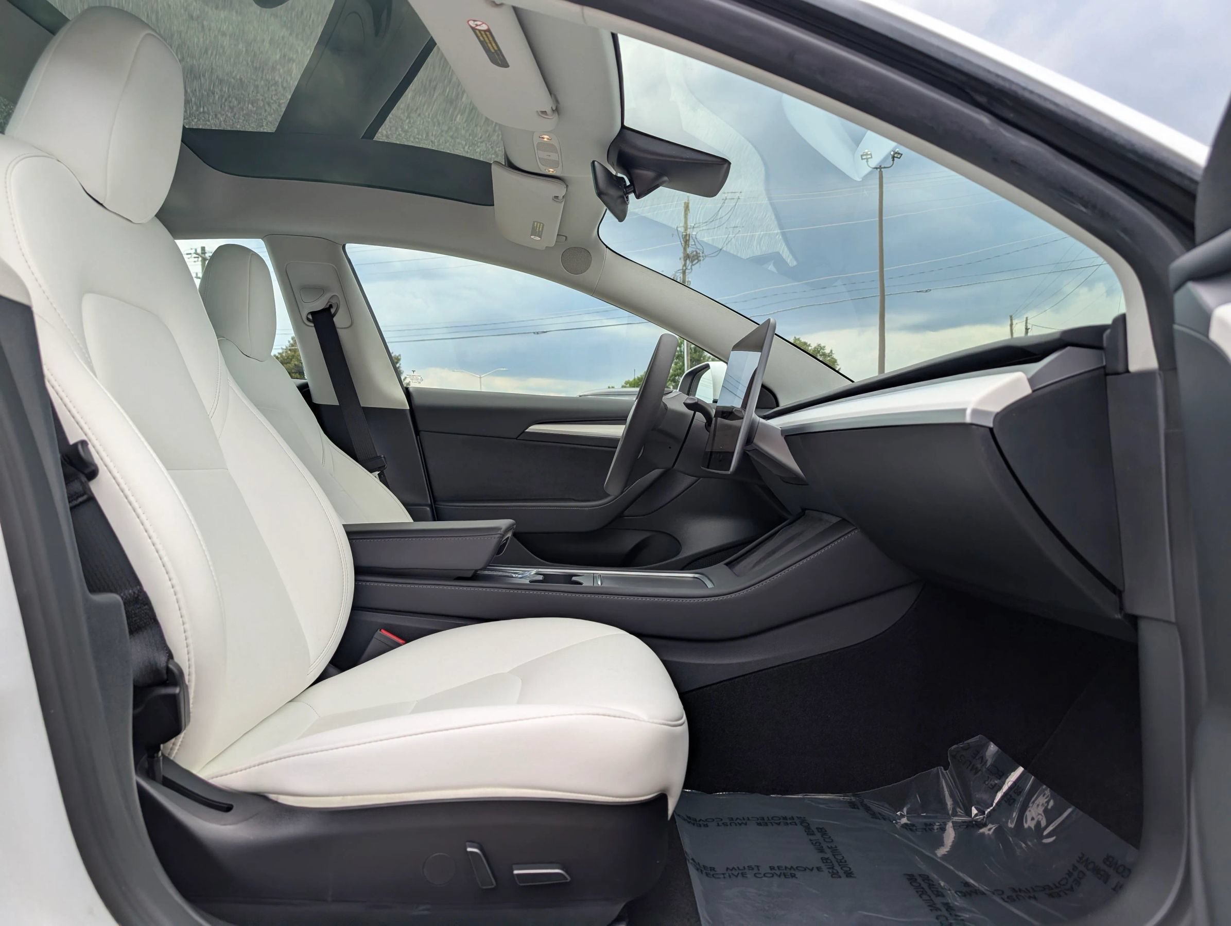 Used 2023 Tesla Model 3 Standard Range RWD image 15