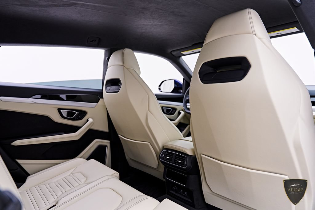 Used 2026 Lamborghini Urus S AWD/4WD image 52