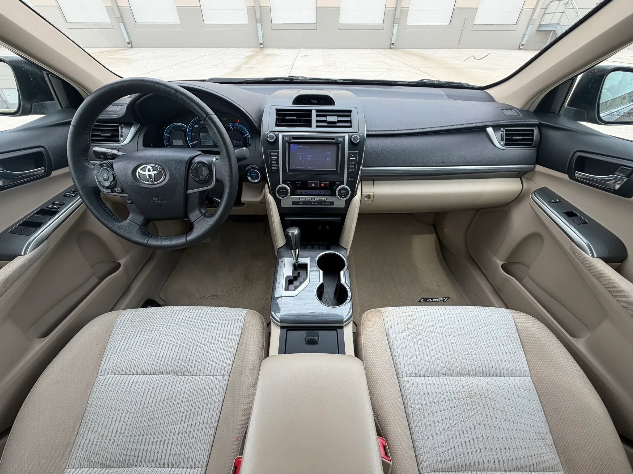 Used 2012 Toyota Camry XLE w/ Convenience Pkg FWD image 17
