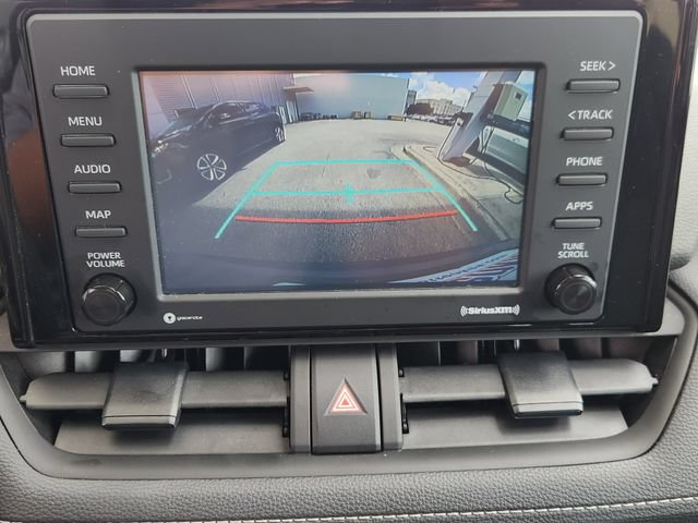 Used 2022 Toyota RAV4 LE FWD image 18