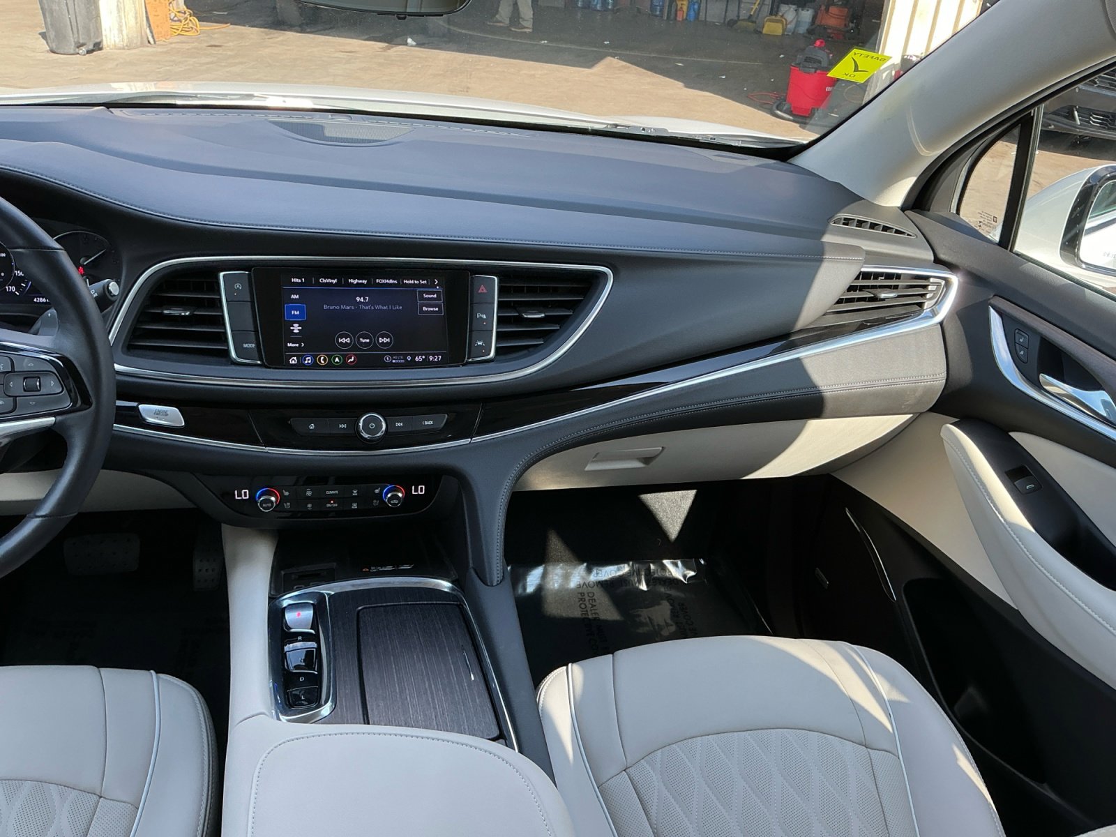 Used 2023 Buick Enclave Avenir w/ Avenir Technology Package image 16