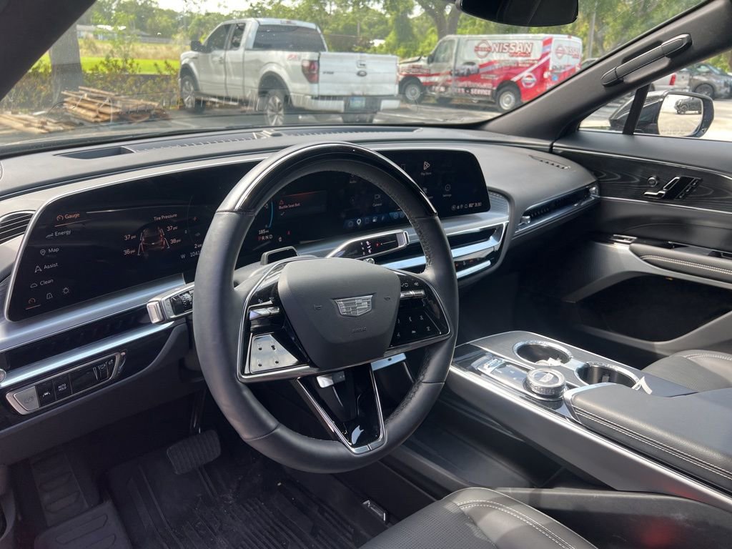 Used 2024 Cadillac Lyriq Luxury w/ LPO, Floor Liner Package image 9