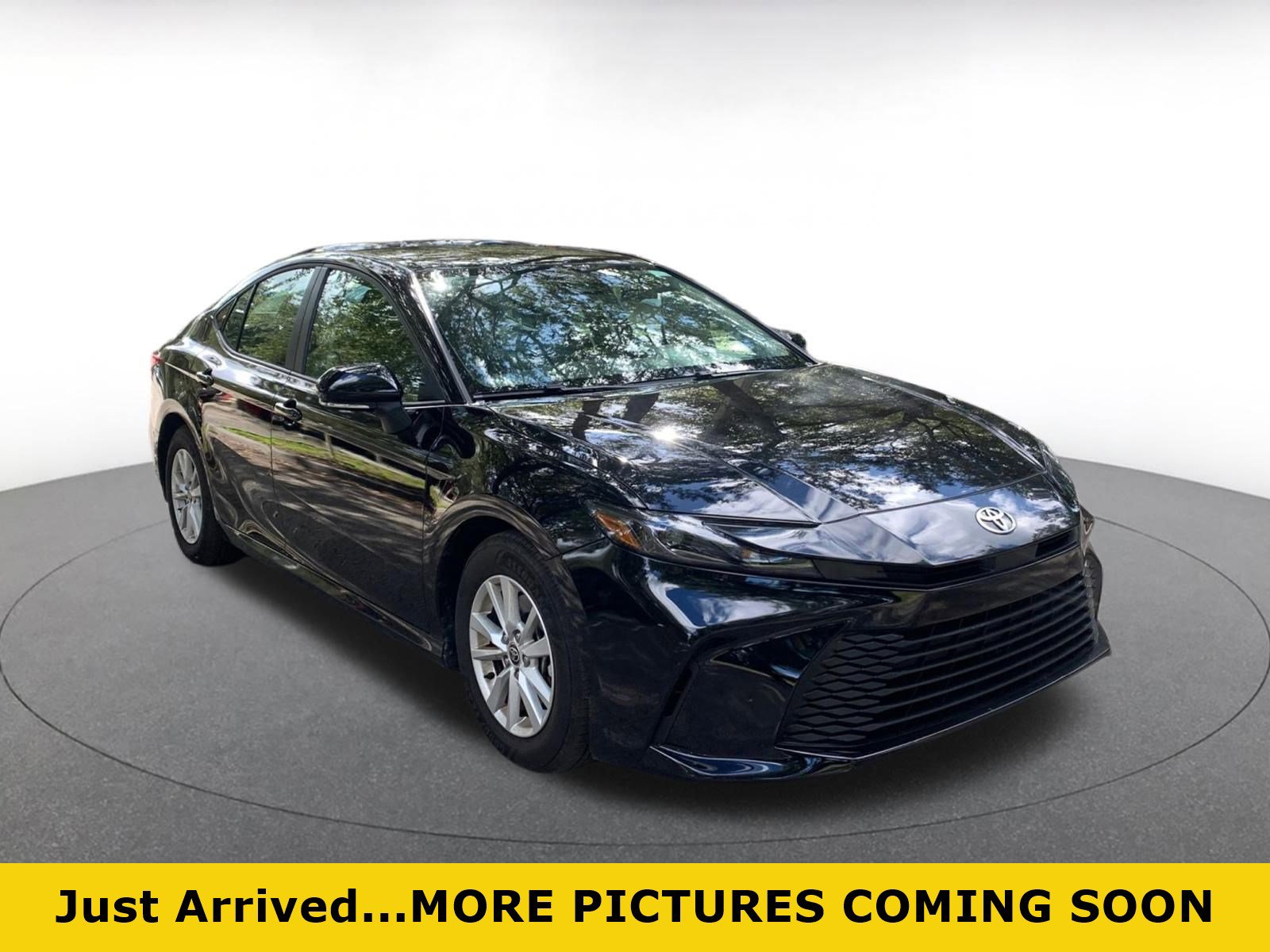 Used 2025 Toyota Camry LE