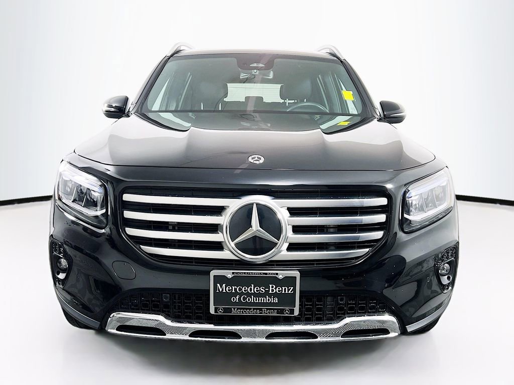 Used 2024 Mercedes-Benz GLB 250 image 2