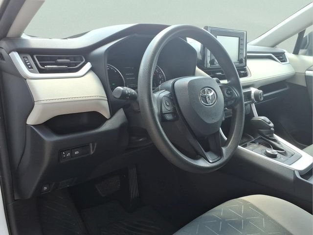 Used 2021 Toyota RAV4 XLE AWD/4WD image 13