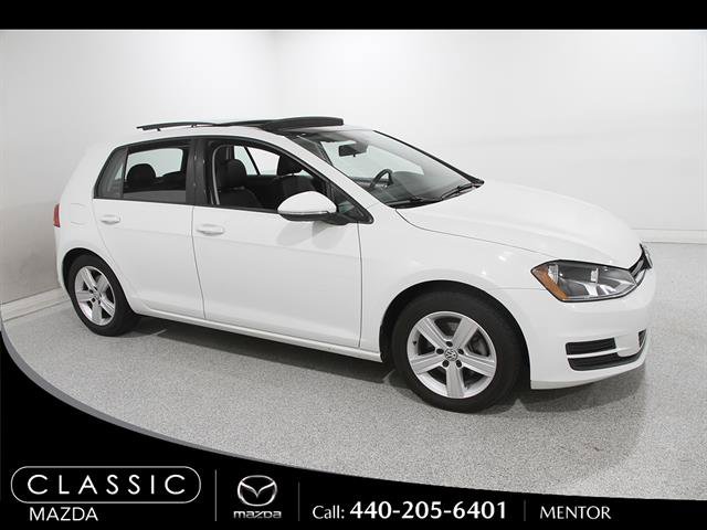 Used 2017 Volkswagen Golf Wolfsburg Edition FWD image 1