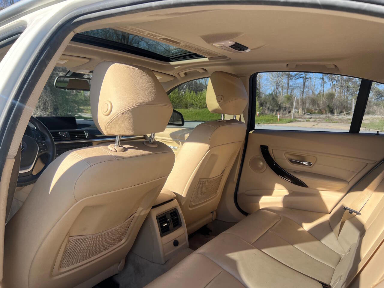 Used 2015 BMW 328d Sedan image 11