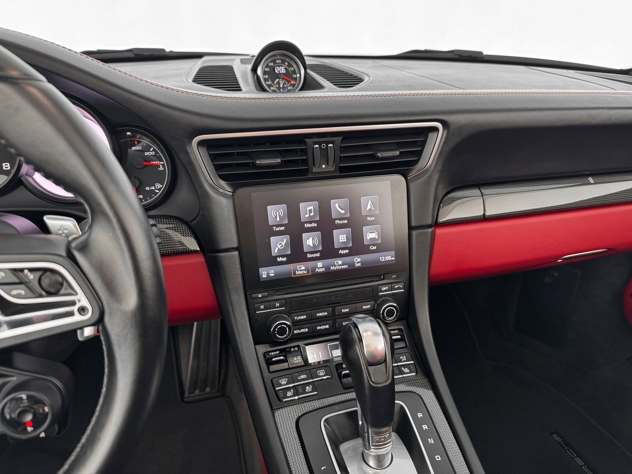 Used 2019 Porsche 911 Turbo S image 21