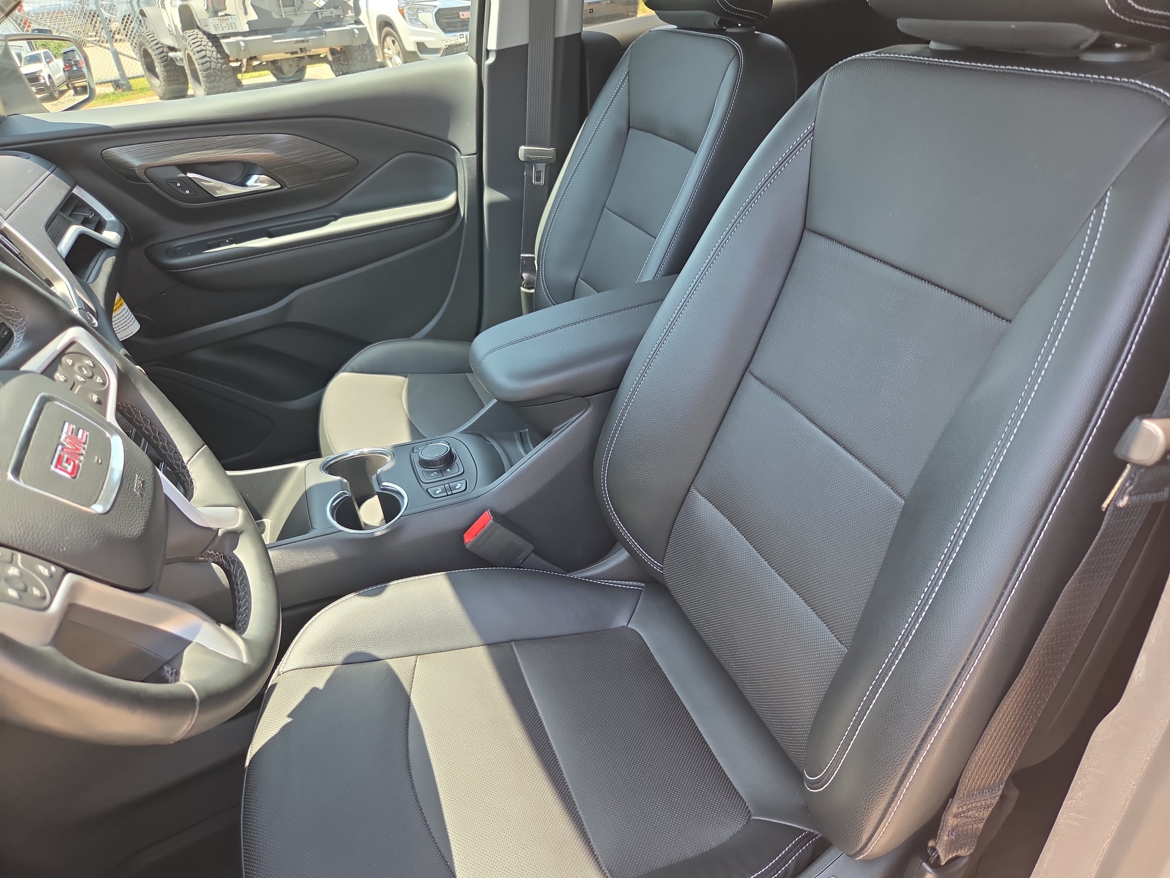 Used 2023 GMC Terrain SLT FWD image 14