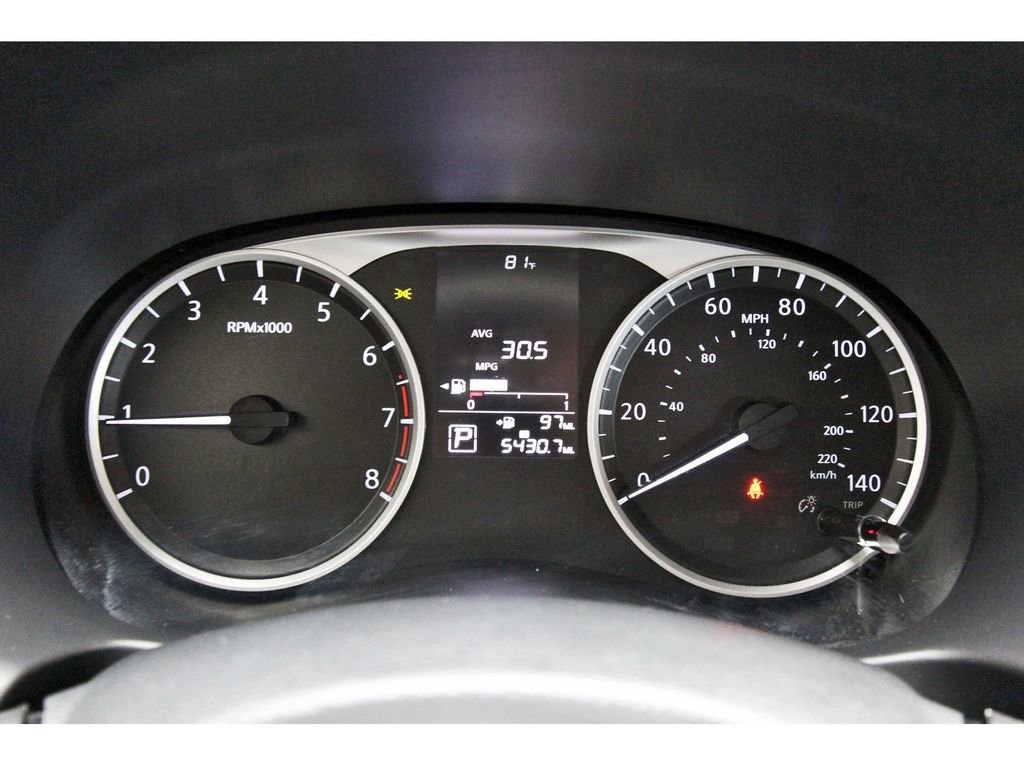 Certified 2025 Nissan Kicks Play S image 12