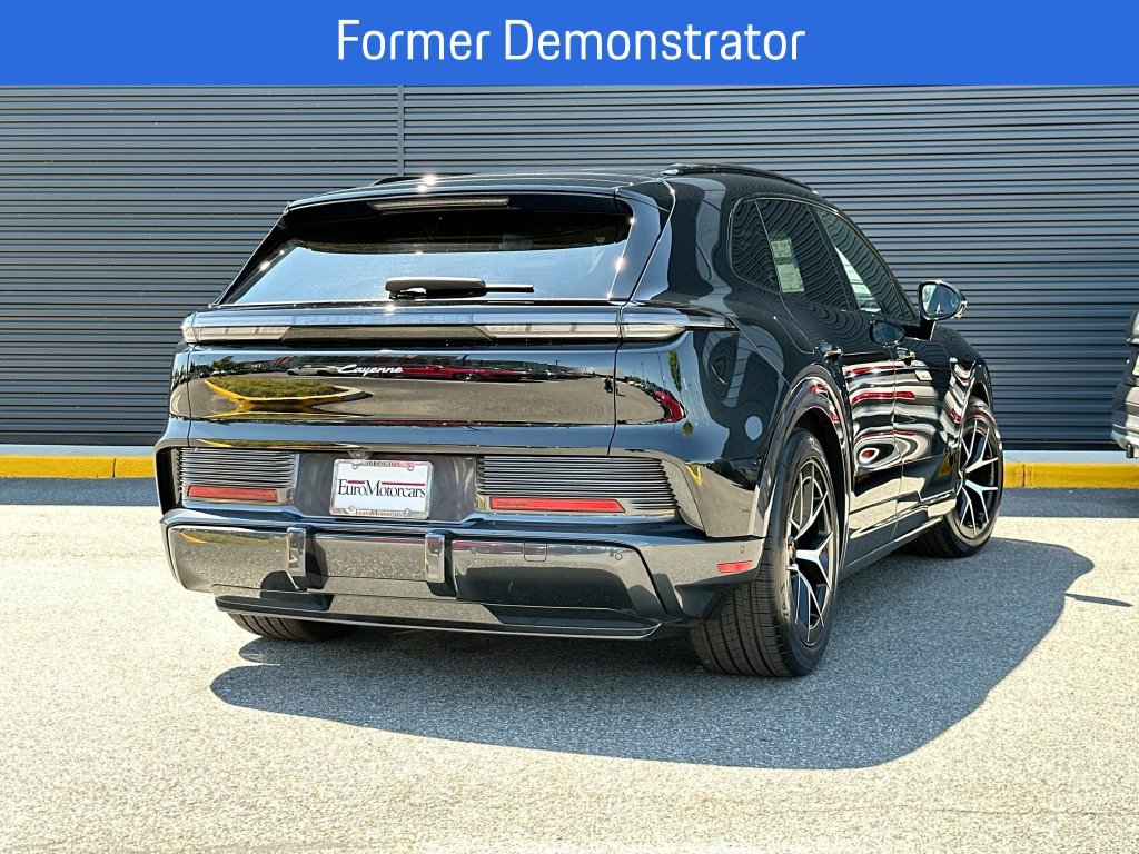 New 2026 Porsche Cayenne Electric AWD/4WD image 9