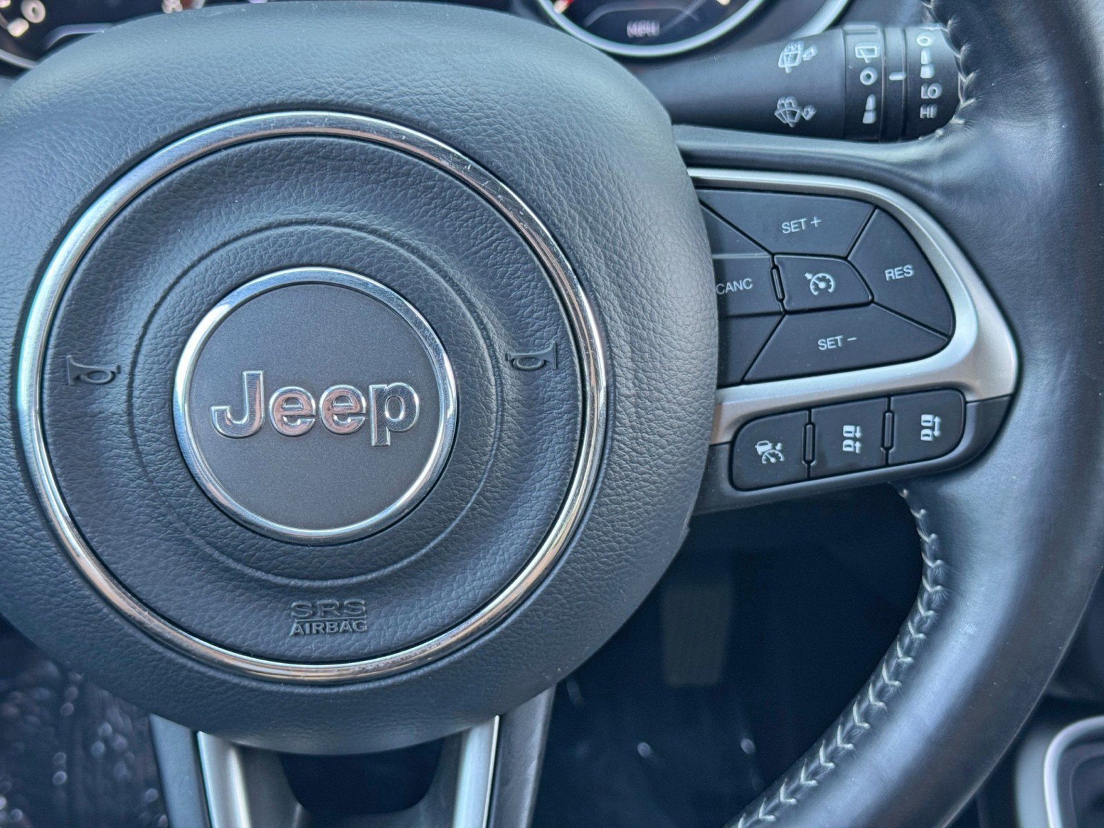 Used 2021 Jeep Compass Latitude w/ Driver Assistance Group image 20