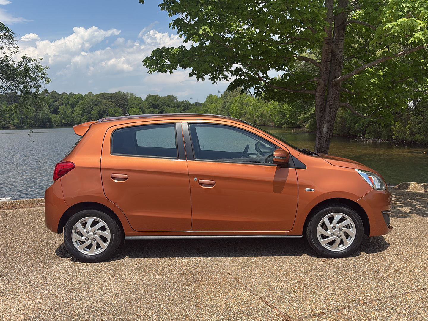 Used 2018 Mitsubishi Mirage SE FWD image 3