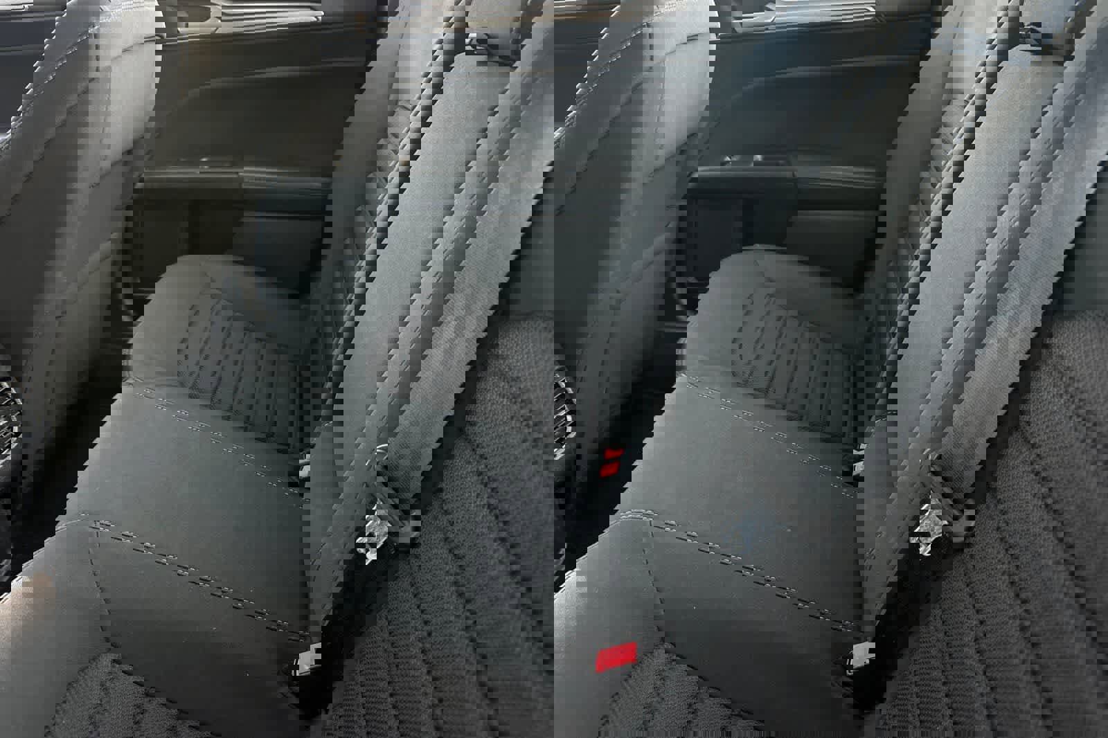 Used 2019 Ford Fusion SE image 5