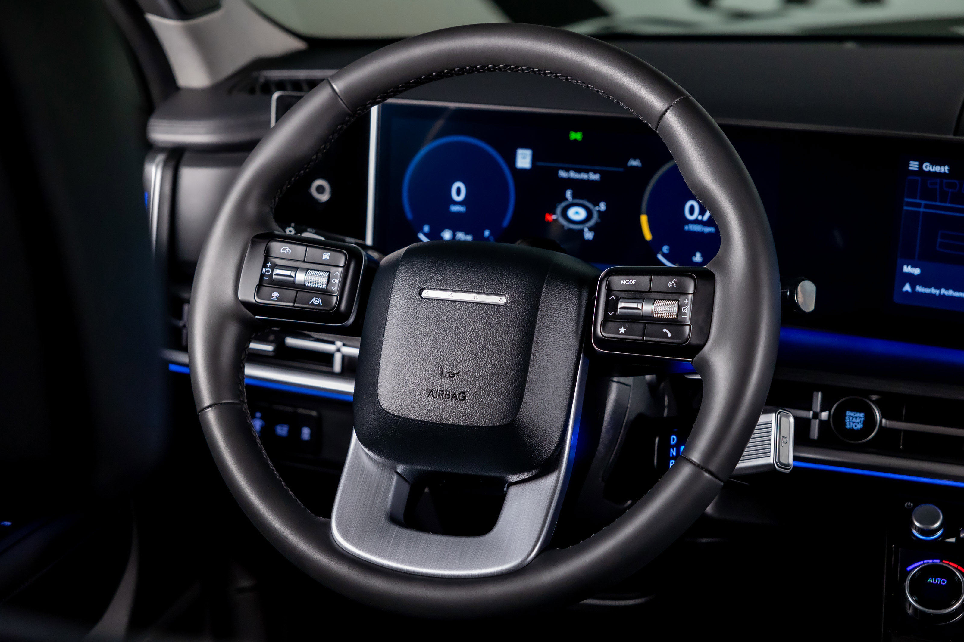 Used 2024 Hyundai Santa Fe Limited image 31