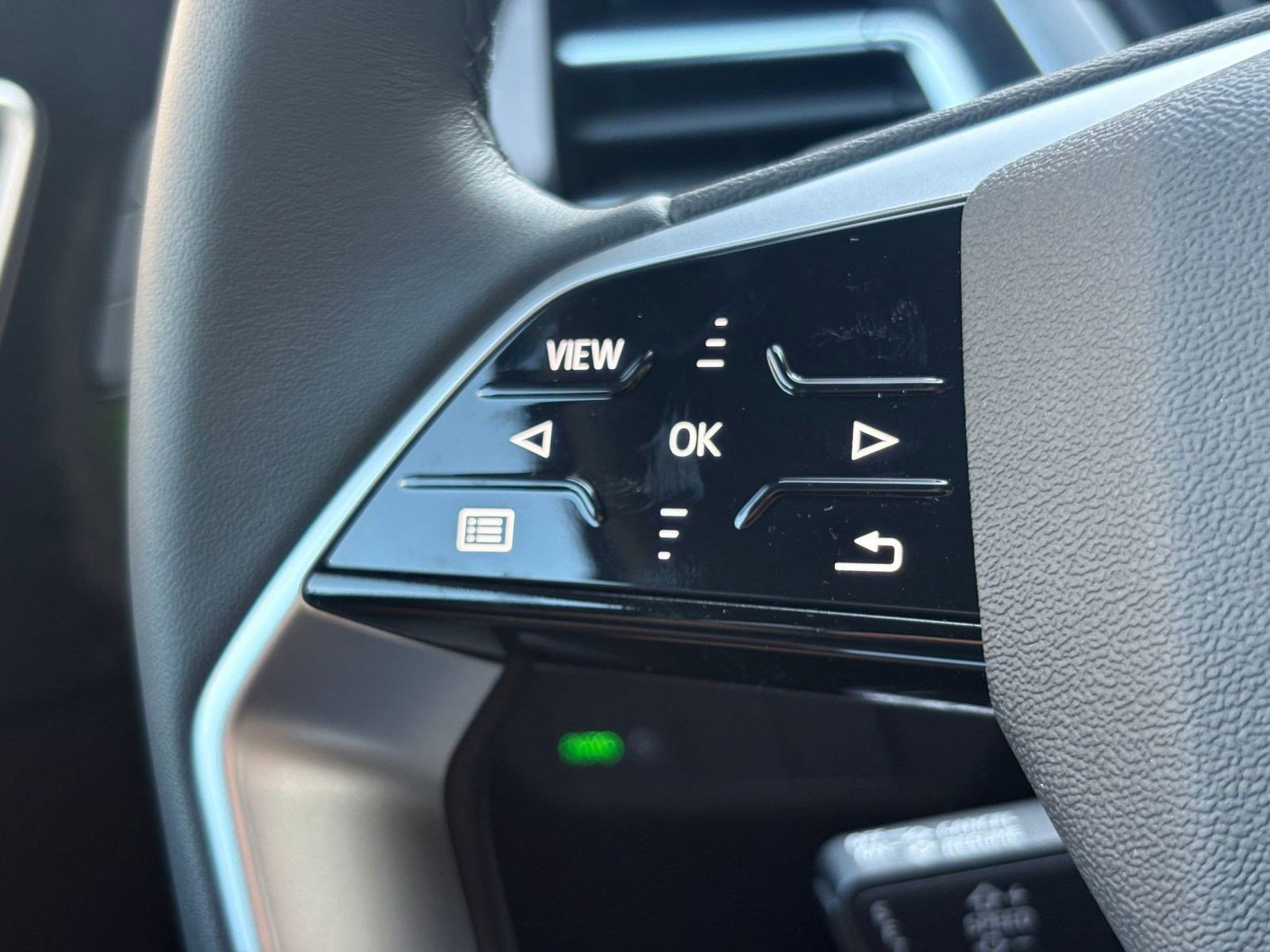 New 2026 Audi Q4 e-tron Premium image 15