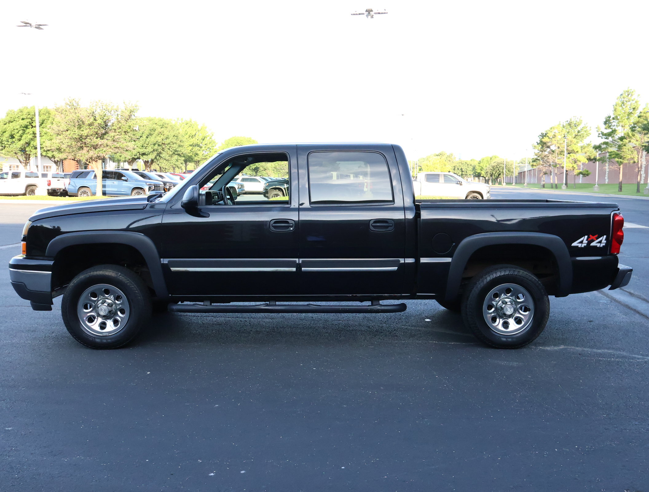 Used 2007 Chevrolet Silverado 1500 LS w/ Skid Plate Package AWD/4WD image 23
