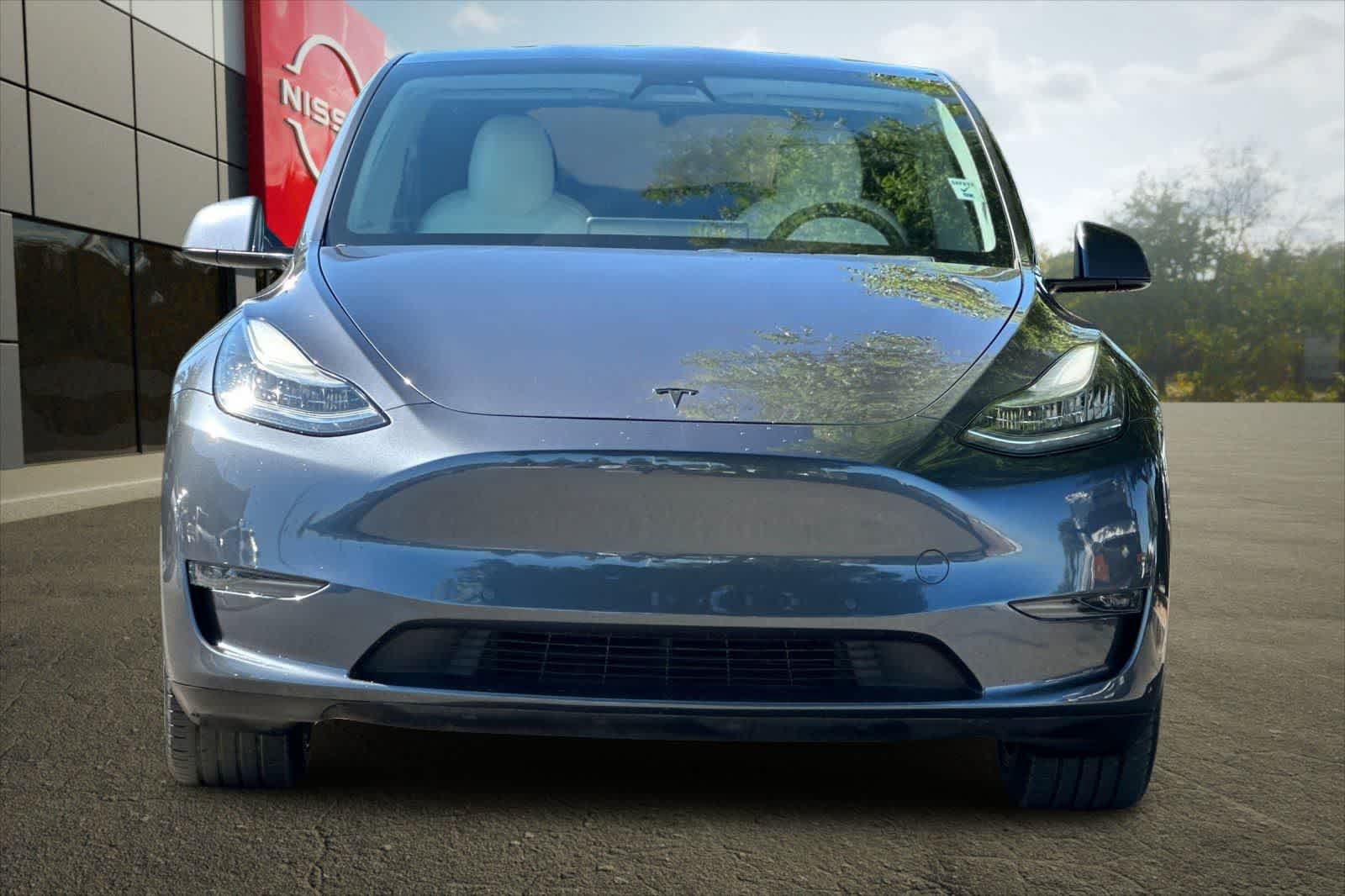 Used 2020 Tesla Model Y Long Range AWD/4WD image 11