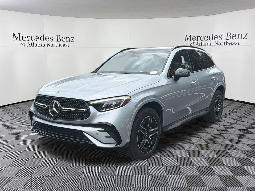 Used 2026 Mercedes-Benz GLC 300 4MATIC image 3