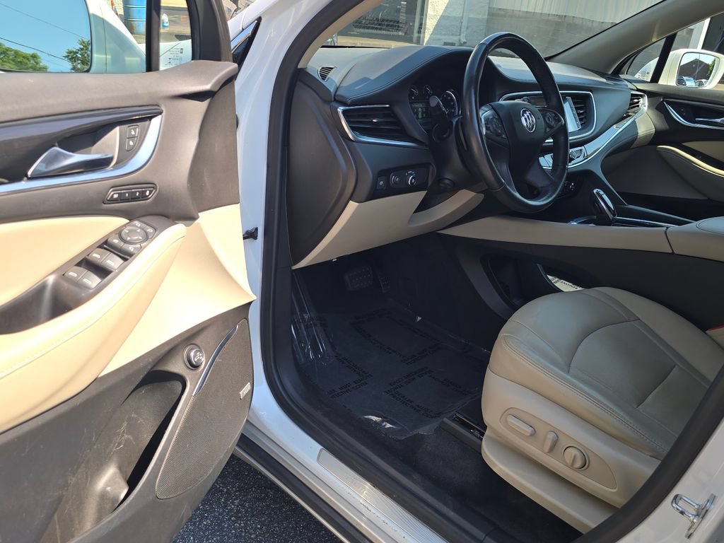 Used 2019 Buick Enclave Premium w/ Experience Buick Package AWD/4WD image 9