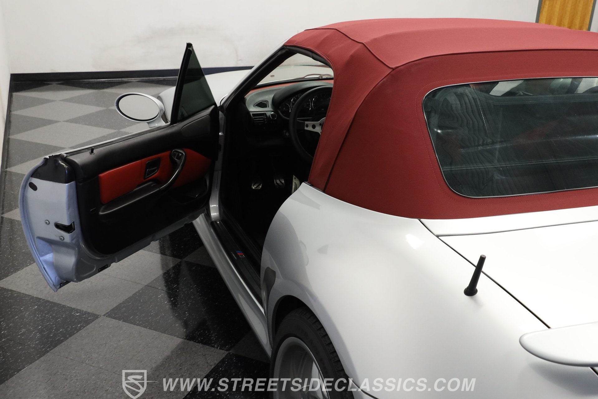 Used 1999 BMW M Roadster RWD image 33