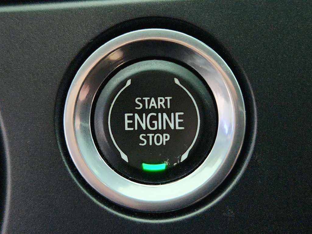 Used 2022 Chevrolet Blazer RS AWD/4WD image 16