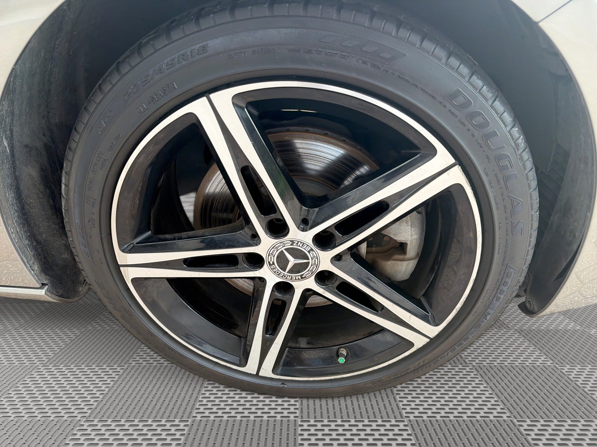 Used 2019 Mercedes-Benz A 220 image 30