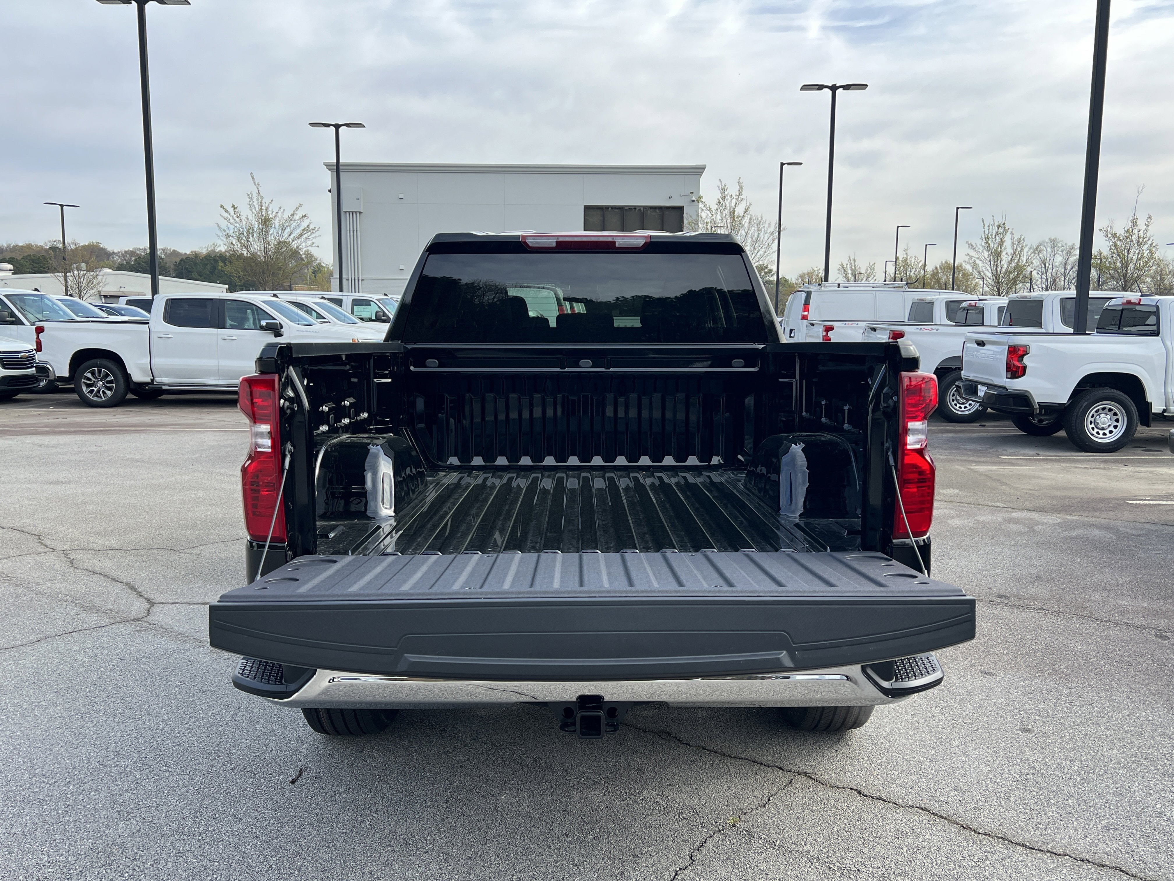 New 2026 Chevrolet Silverado 1500 LT w/ LPO, Dark Essentials Package image 11