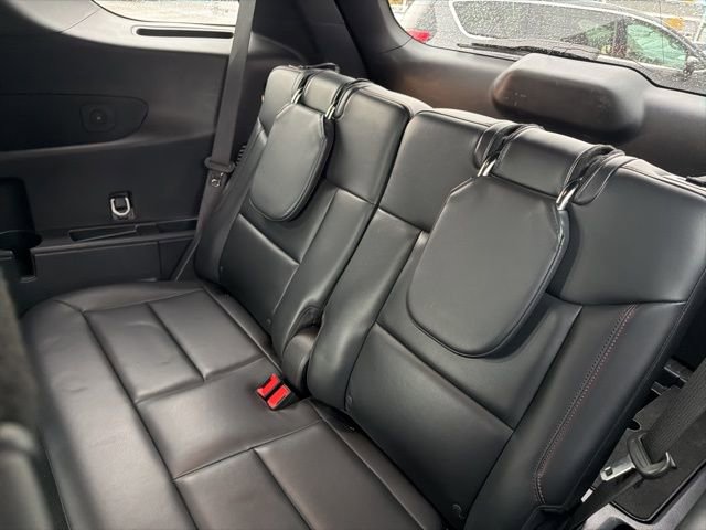 Used 2025 Ford Explorer ST-Line image 15