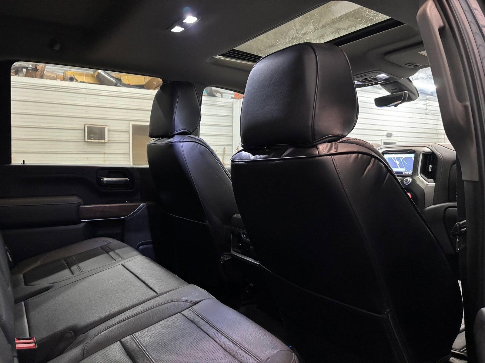 Used 2020 GMC Sierra 3500 Denali w/ Denali Ultimate Package image 30