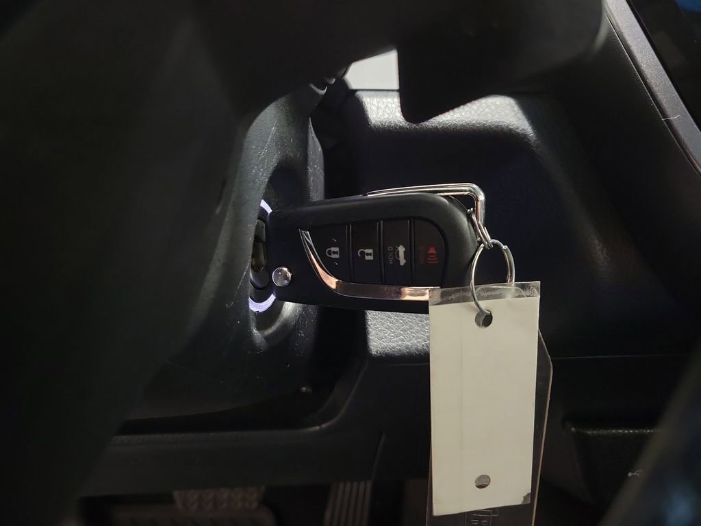 Used 2024 Toyota Camry SE FWD image 16