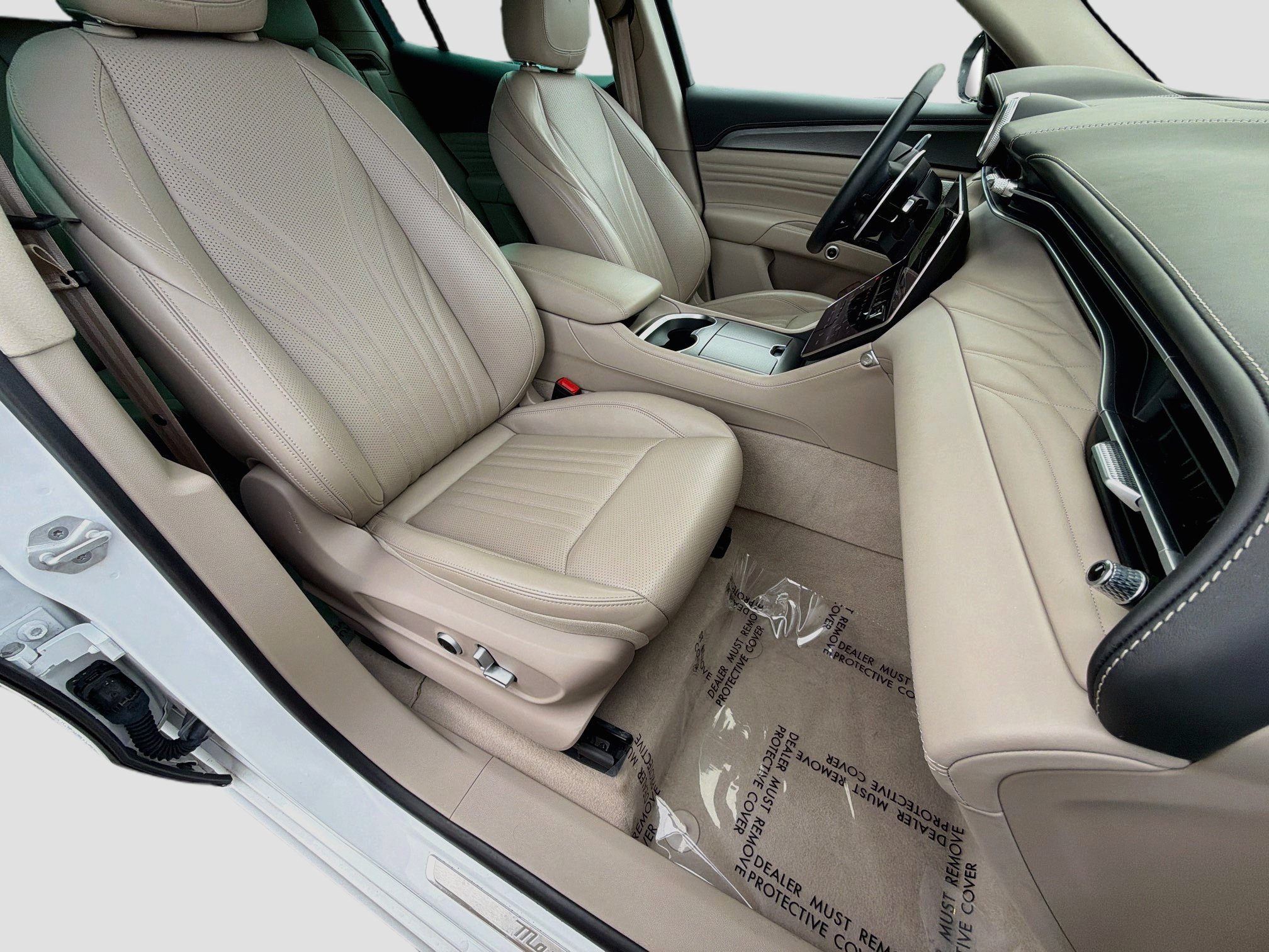 Used 2023 Maserati Grecale GT AWD/4WD image 15