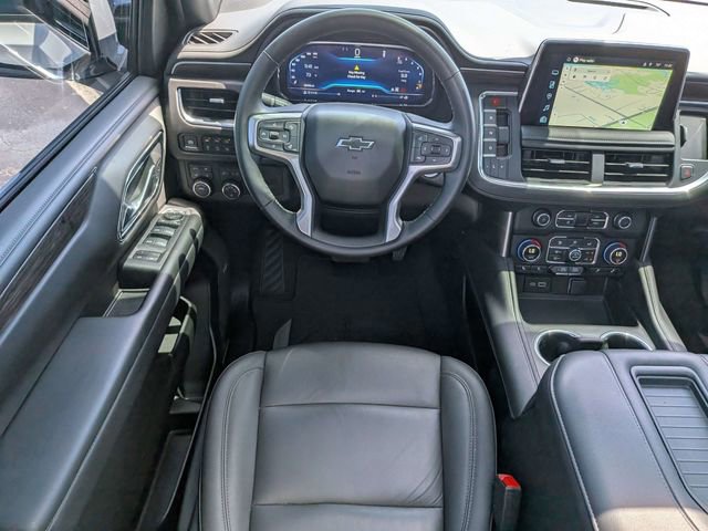 Used 2024 Chevrolet Tahoe Z71 w/ Luxury Package AWD/4WD image 17