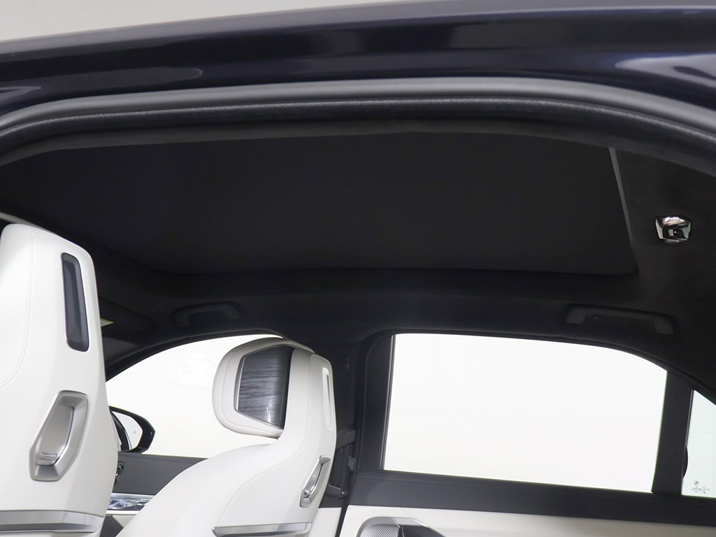 Used 2023 BMW 760i xDrive w/ Luxury Rear Seating Package AWD/4WD image 18