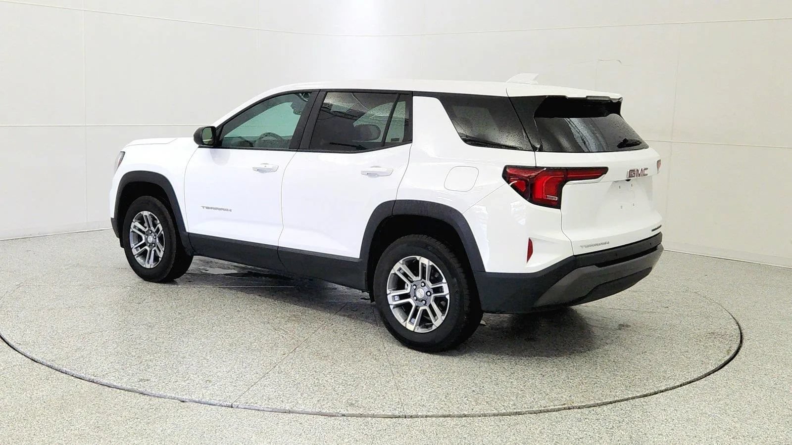 Used 2026 GMC Terrain Elevation FWD image 5
