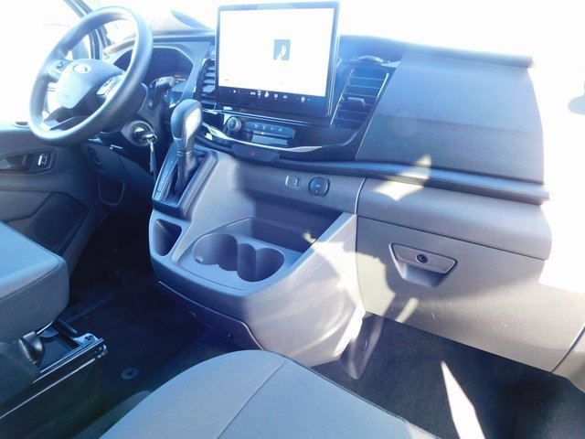 Used 2023 Ford Transit 350 XLT image 16
