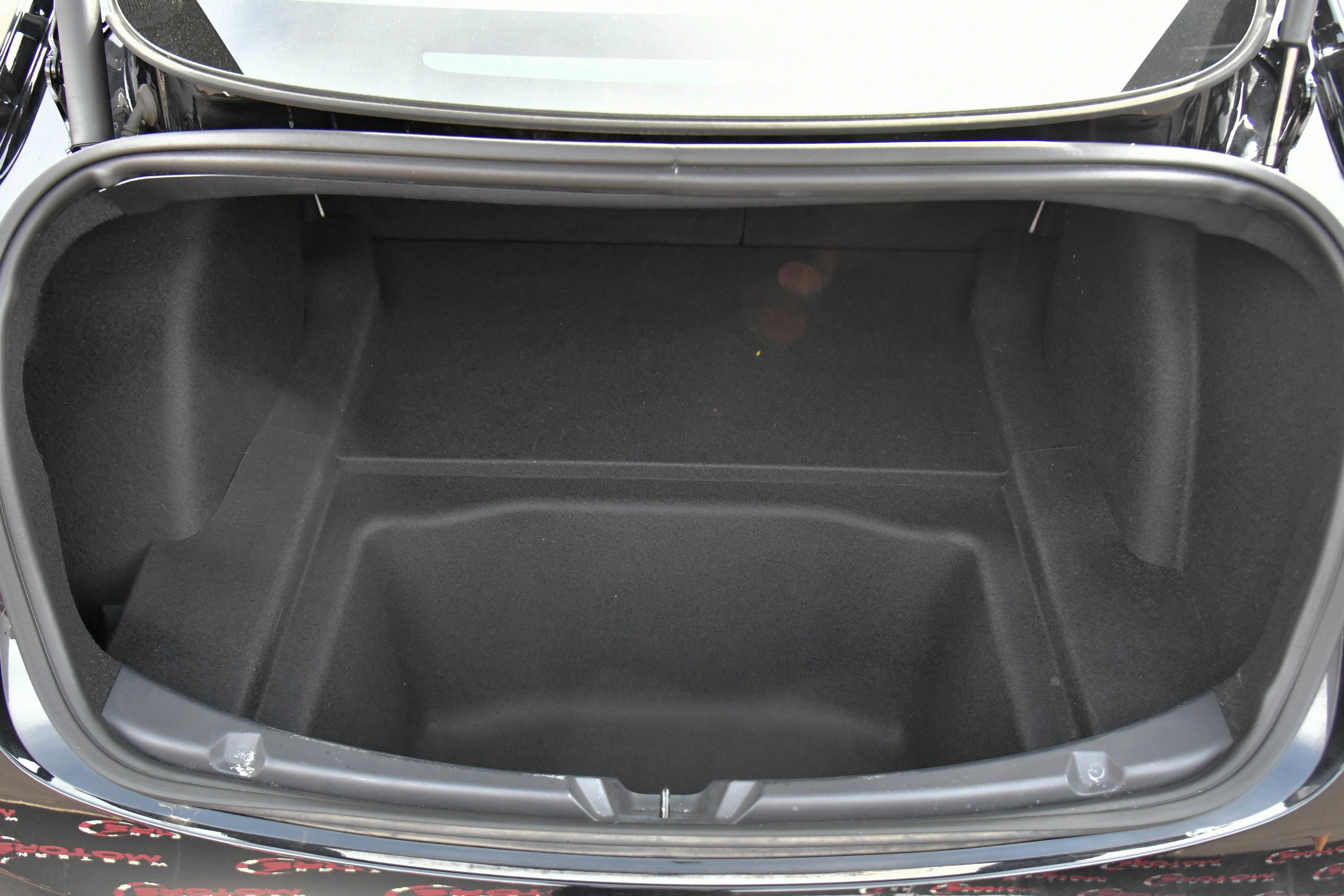 Used 2023 Tesla Model 3 Standard Range image 37
