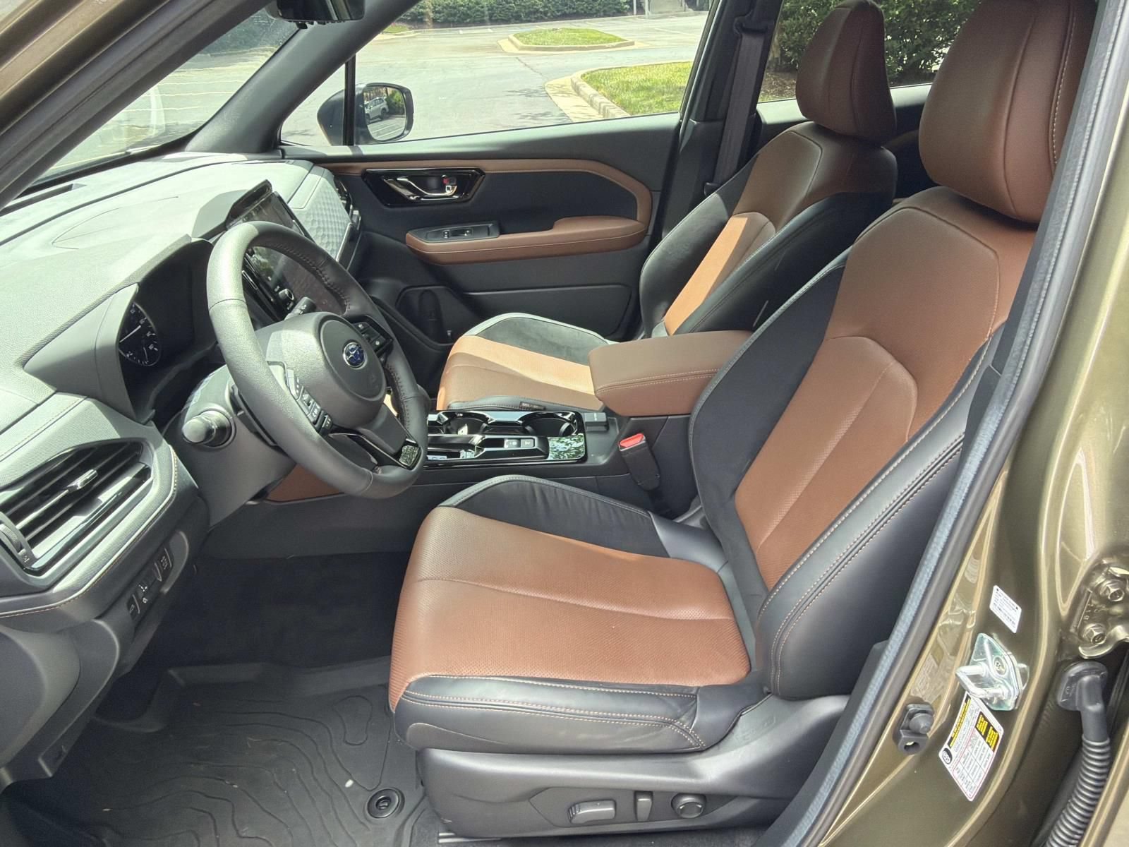 Used 2026 Subaru Forester Touring AWD/4WD image 10