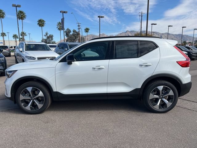 New 2026 Volvo XC40 B5 Plus w/ Protection Package Premier AWD/4WD image 7