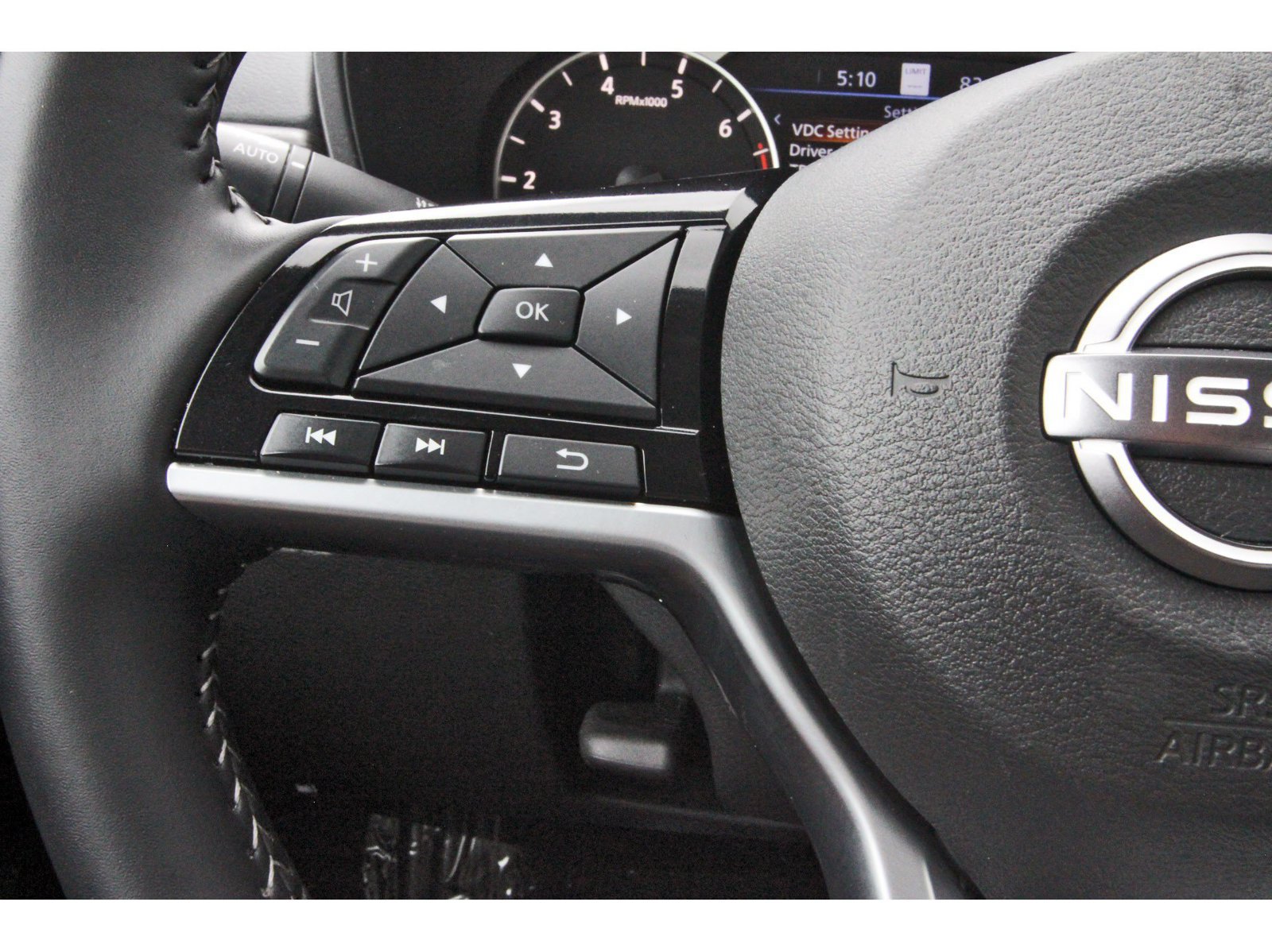 Certified 2025 Nissan Altima 2.5 SV w/ SV Premium Package FWD image 19