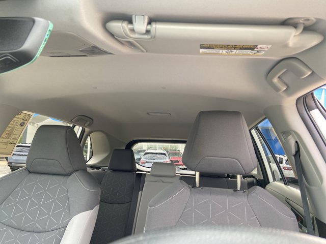 Used 2025 Toyota RAV4 XLE FWD image 29