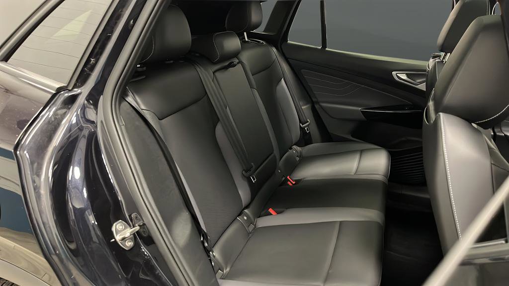 Used 2023 Volkswagen ID.4 Pro S image 25