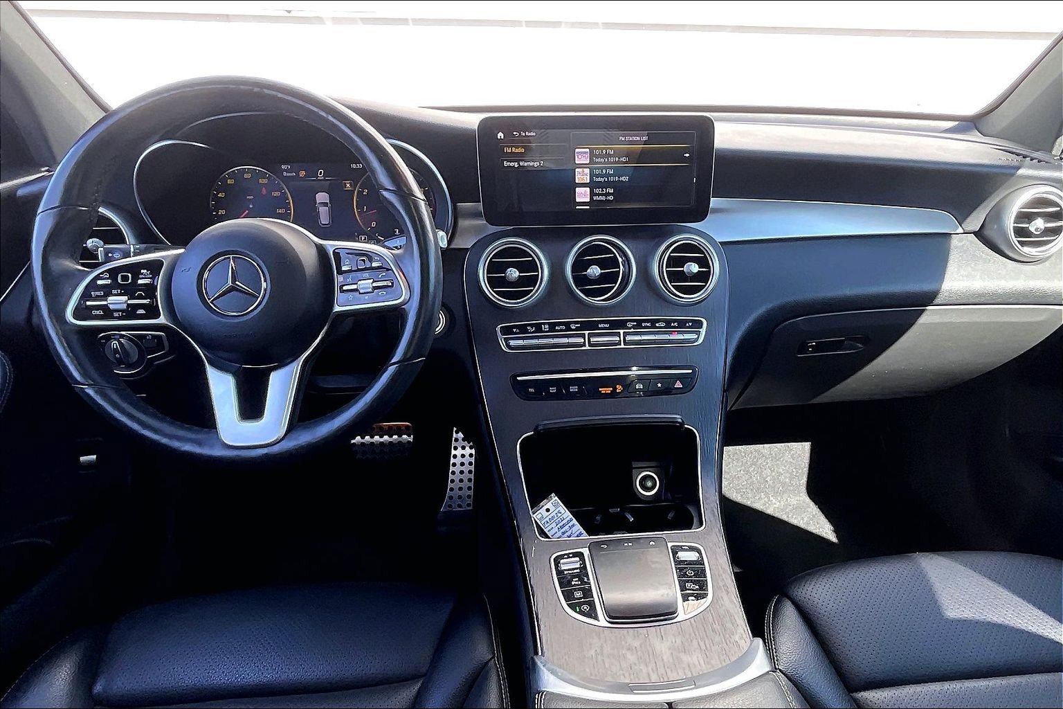 Used 2021 Mercedes-Benz GLC 300 4MATIC image 19