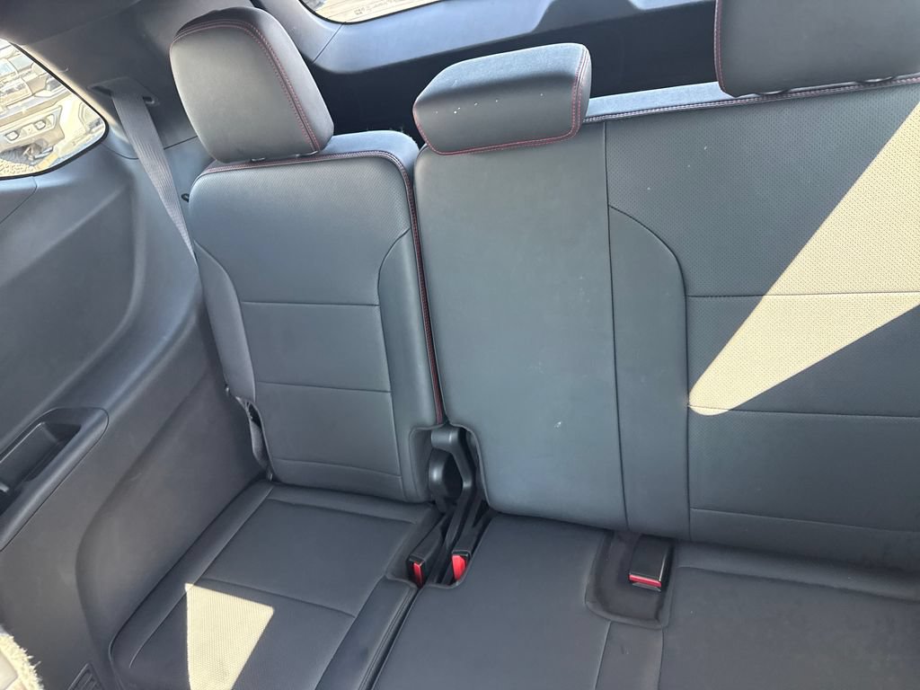 Used 2024 Chevrolet Traverse RS AWD/4WD image 29