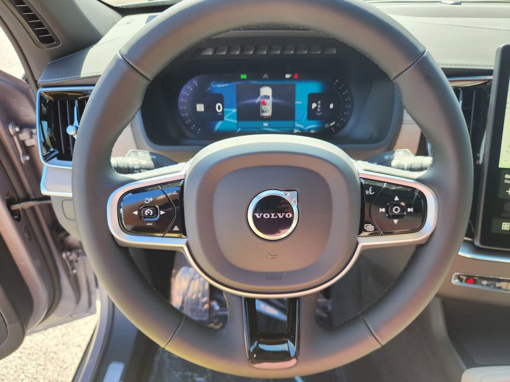 New 2026 Volvo XC90 B5 Core w/ Protection Package Premier AWD/4WD image 18
